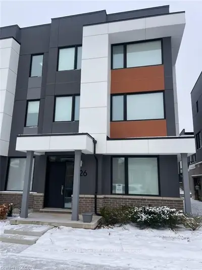 126 HUGUENOT RD Road, Oakville, ON L6H 0M3