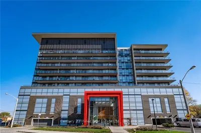 15 JAMES FINLAY Way 736, Toronto W05, ON M3M 0B3