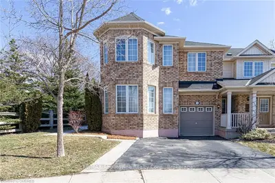 3156 STORNOWAY Circle, Oakville, ON L6M 5H8