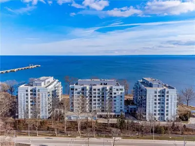 3500 Lakeshore Road W 205, Oakville, ON L6L 0B4