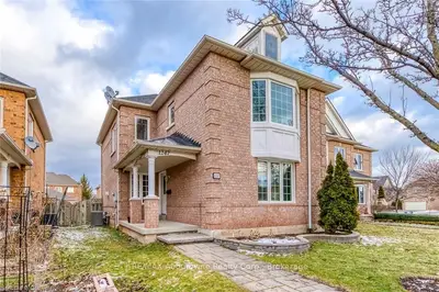 1247 BRILLINGER Street, Oakville, ON L6M 3T2