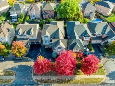 385 Burloak Drive, Oakville, On L6l 6w8