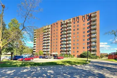 6720 GLEN ERIN Drive G-5, Mississauga, ON L5N 3K8