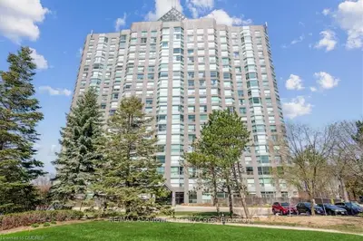 2155 BURNHAMTHORPE Road W PH12, Mississauga, ON L5L 5P4