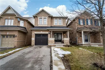 2093 Fiddlers Way, Oakville, ON L6M 0M5