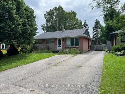 206 Elizabeth Street, Orangeville, ON L9W 1C8