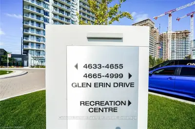 4699 GLEN ERIN DRIVE Drive 408, Mississauga, ON L5M 2E5