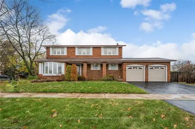1421 GROSVENOR Street, Oakville, ON L6H 2V9