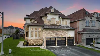 1359 CLEARWATER Crescent, Oakville, ON L6H 7J5
