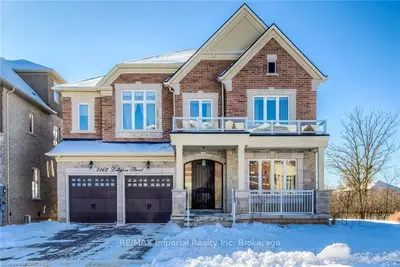 2162 LILLYKIN Street, Oakville, ON L6H 0J6