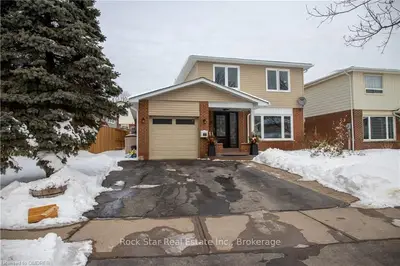 15 DUBY Road, Halton Hills, ON L7J 2P2