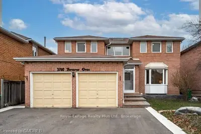 3180 THORNCREST Drive, Mississauga, ON L5L 3Y7