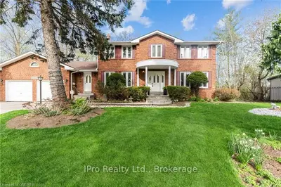 4000 SUMMIT Court, Mississauga, ON L5L 3C8