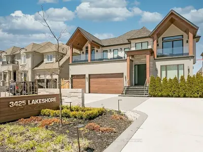 3425 Lakeshore Road W, Oakville, ON L6L 0A3