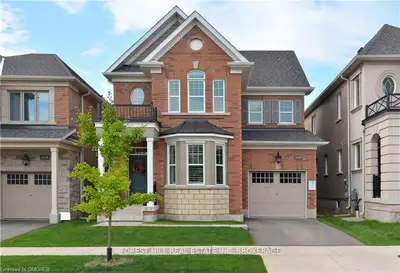 3182 Violet Gardens, Oakville, ON L6M 1L6