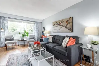 5475 Lakeshore Road 13, Burlington, ON L7L 1E1