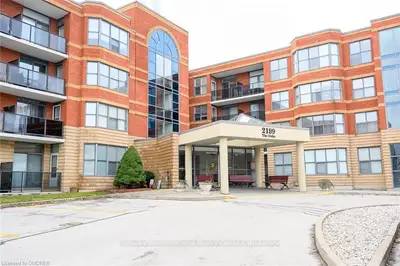 2199 SIXTH Line 313, Oakville, ON L6H 5V3