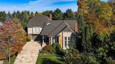 2311 HOOVER Court, Burlington, ON L7P 4V2
