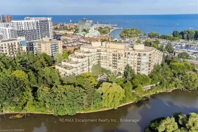 2511 LAKESHORE Road 528, Oakville, ON L6L 6L9