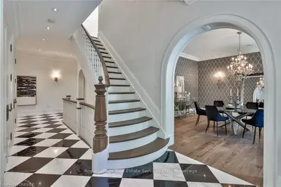 326 PINEHURST Drive, Oakville, ON L6J 4X5