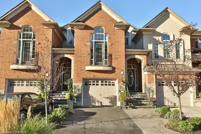 278 CREEK PATH Avenue, Oakville, ON L6L 6T8