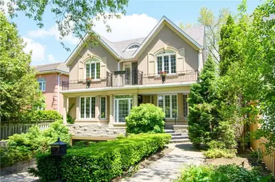 205 BALSAM Drive, Oakville, ON L6J 3X4