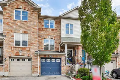 2455 Coho Way, Oakville, ON L6M 0G6