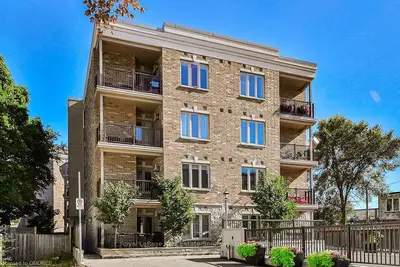 70 STEWART Street 201, Oakville, ON L6K 1X5