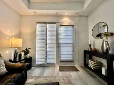 2891 RIO Court 92, Mississauga, ON L5M 0S3