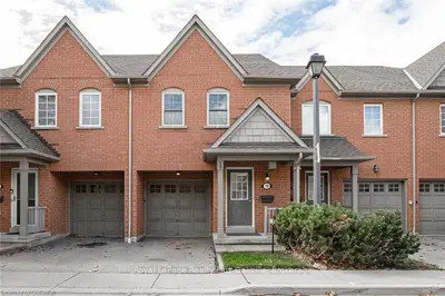 3150 ERIN CENTRE Boulevard 19, Mississauga, ON L5M 7Z2