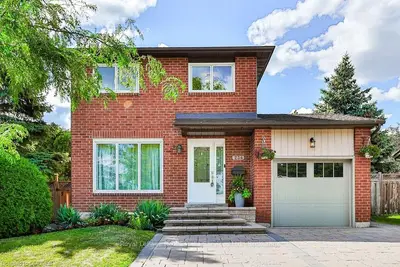 234 CHALMERS Street, Oakville, ON L6L 6A6