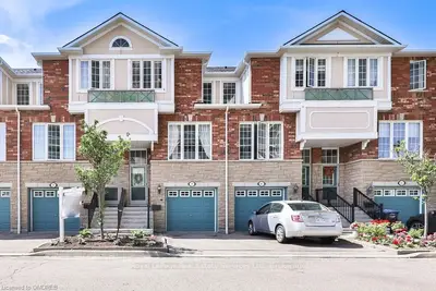 1355 RATHBURN Road E 39, Mississauga, ON L4W 5R5
