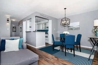 975 WARWICK Court 1001, Burlington, ON L7T 3Z7