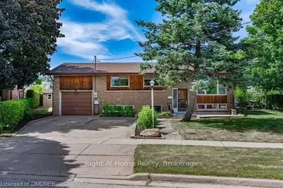 195 ELMWOOD Road, Oakville, ON L6K 2A9