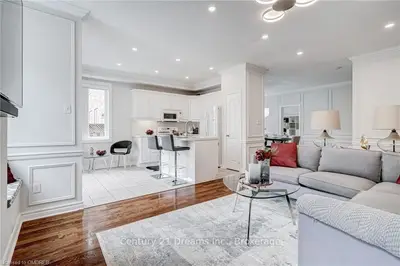 2264 Highcroft Road, Oakville, ON L6M 4Y4