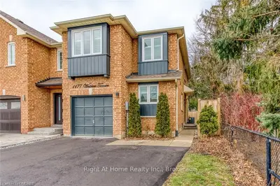 1177 WESTVIEW Terrace, Oakville, ON L6M 3N2