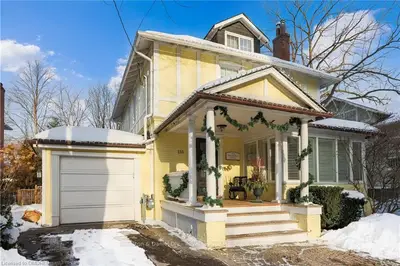 155 ALLAN Street, Oakville, ON L6J 3N6