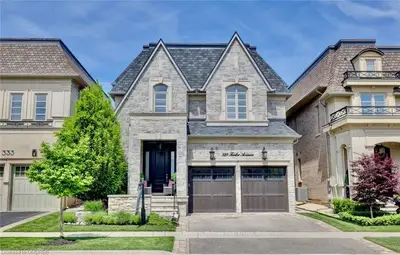 329 TUDOR Avenue, Oakville, ON L6K 0G8