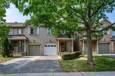 2262 ARBOURVIEW Drive, Oakville, ON L6M 3N6