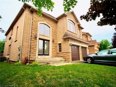 1165 KESTELL Boulevard, Oakville, ON L6H 7M7