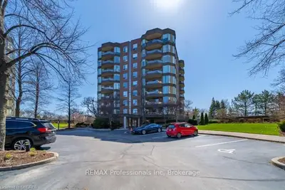 1903 PILGRIMS Way 505, Oakville, ON L6M 2X1