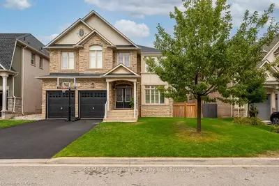 2413 RIDEAU Drive, Oakville, ON L6H 7P8