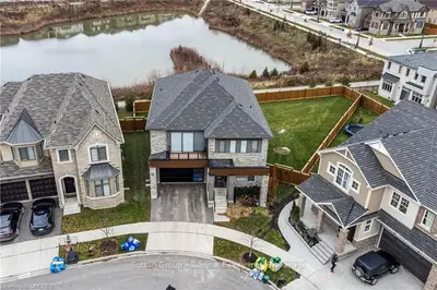3310 CHARLES BIGGAR Drive, Oakville, ON L6M 1P7