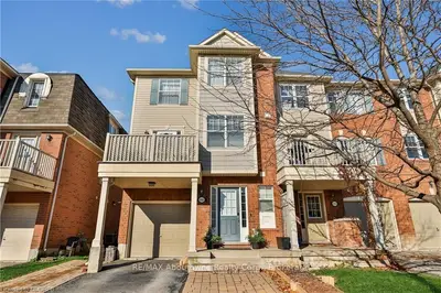 3167 STORNOWAY Circle, Oakville, ON L6M 5H8