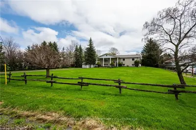 11900 5 Side Road, Halton Hills, ON L7G 4S6