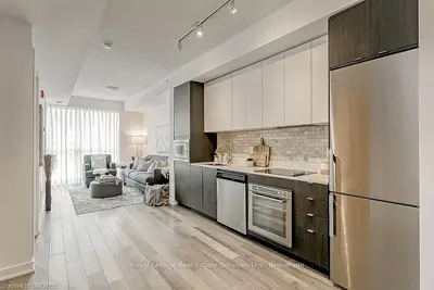 5230 Dundas Street 625A, Burlington, ON L7L 0J5