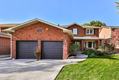 1214 OLD CARRIAGE Way, Oakville, ON L6M 2E3