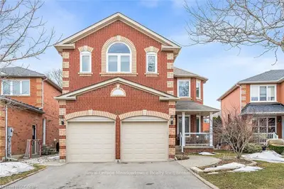 39 HARLEY Avenue, Halton Hills, ON L7G 5R9