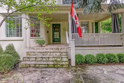 183 REYNOLDS Street, Oakville, ON L6J 3L1