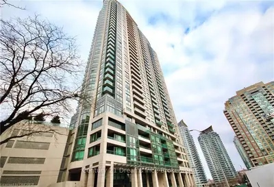 208 ENFIELD Place 3301, Mississauga, ON L5B 0G8